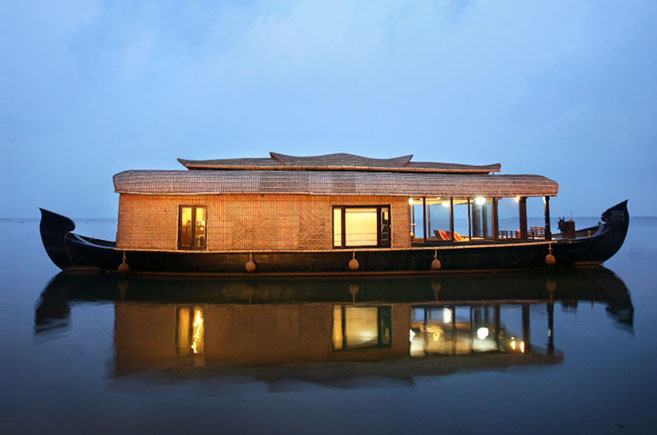 Alleppey Deluxe Houseboat