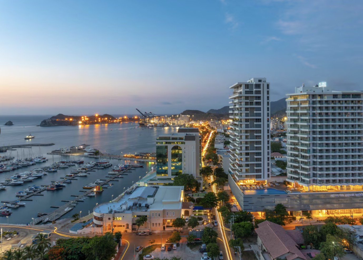 AC Hotel Santa Marta 4*