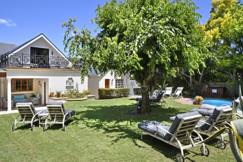 The Coach House 4*