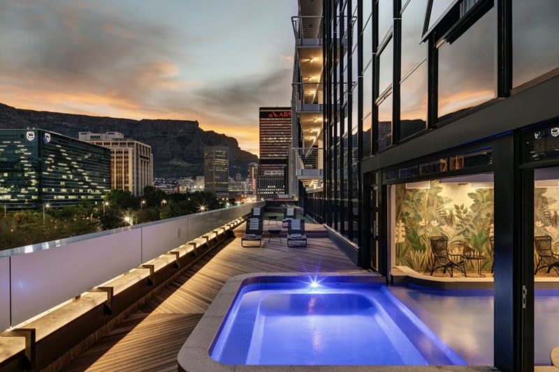 Onyx Hotel 4*
